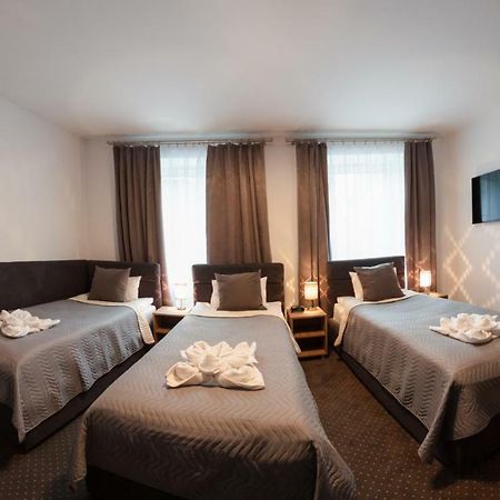 Hotel Люблин Екстериор снимка