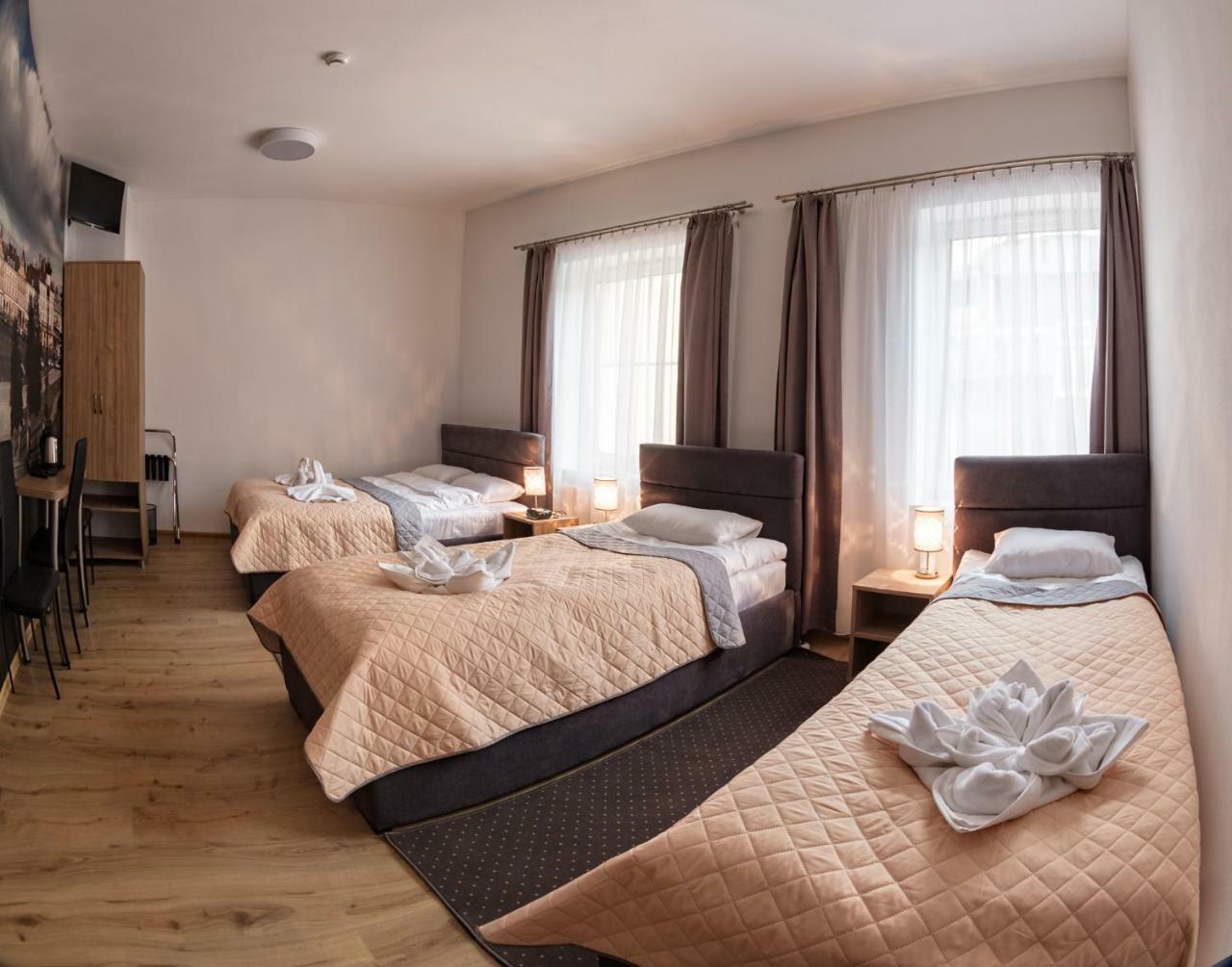 Hotel Люблин Екстериор снимка