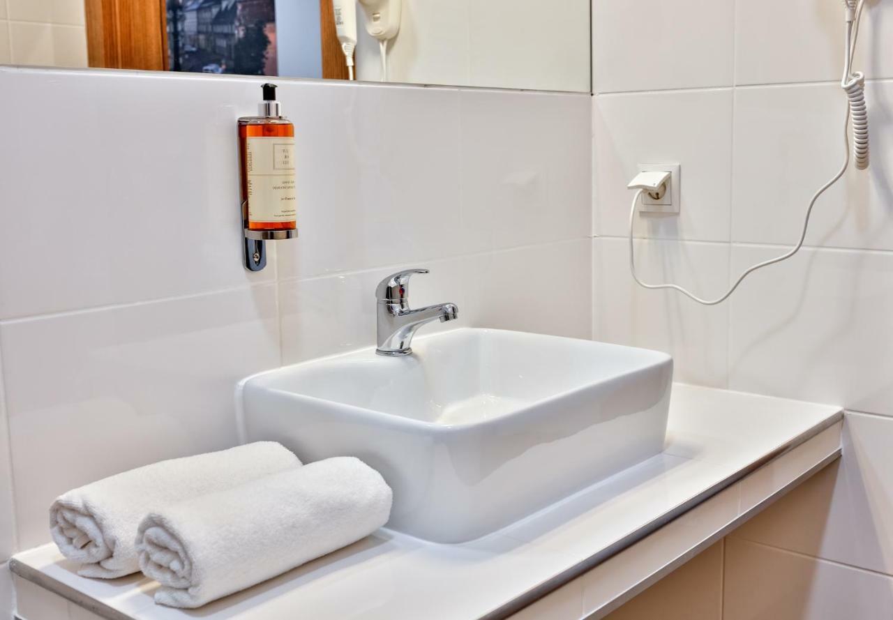 Hotel Люблин Екстериор снимка